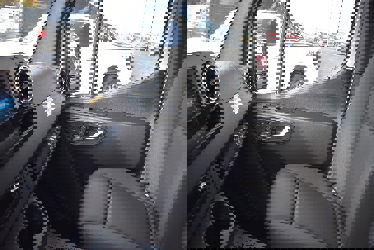New 2025 Mercedes-Benz Sprinter 2500 image 15