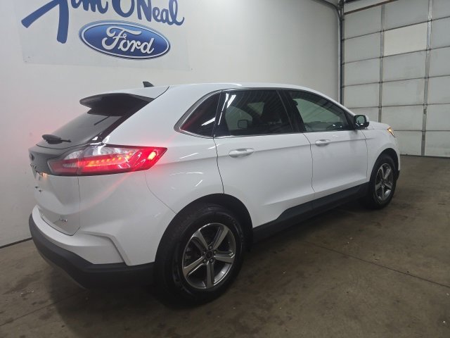 Used 2023 Ford Edge SEL w/ Convenience Package image 9