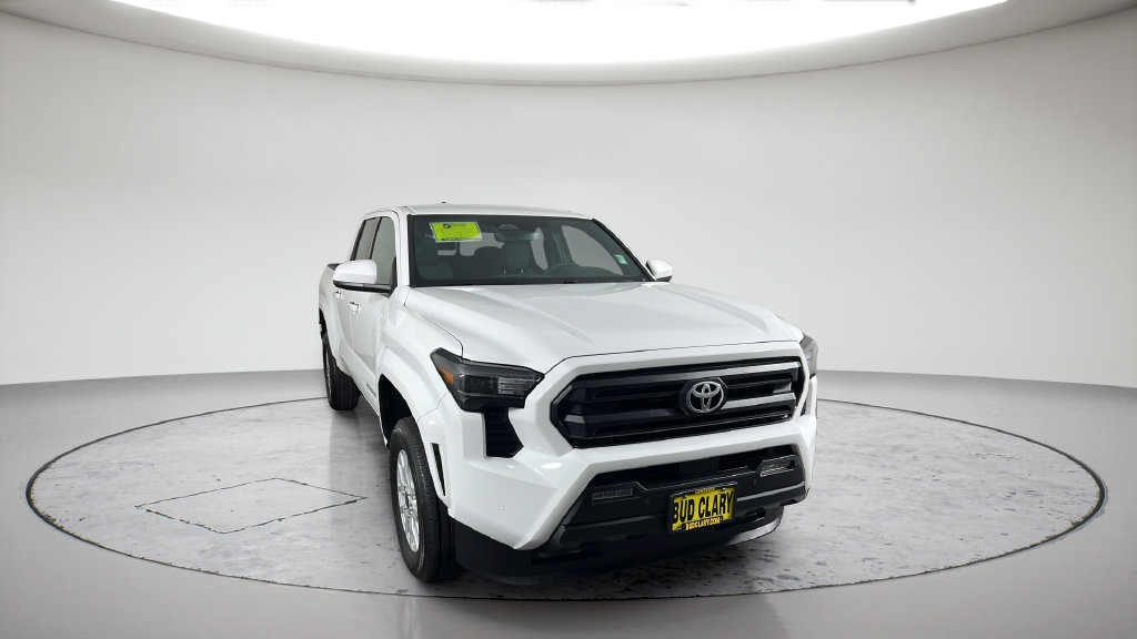 Used 2025 Toyota Tacoma SR5 w/ SR5 Upgrade Package AWD/4WD image 4