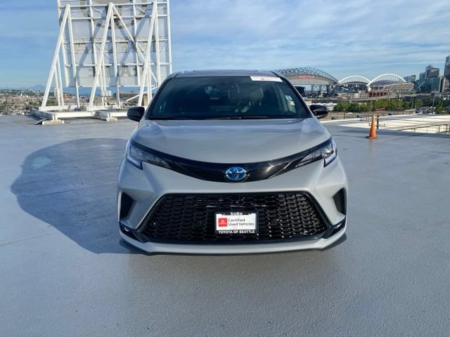 Certified 2025 Toyota Sienna XSE AWD/4WD image 5