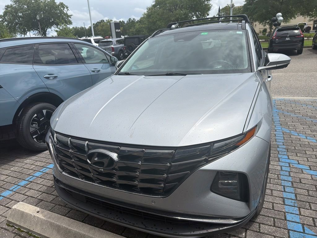 Used 2023 Hyundai Tucson Limited w/ Cargo Package FWD image 1