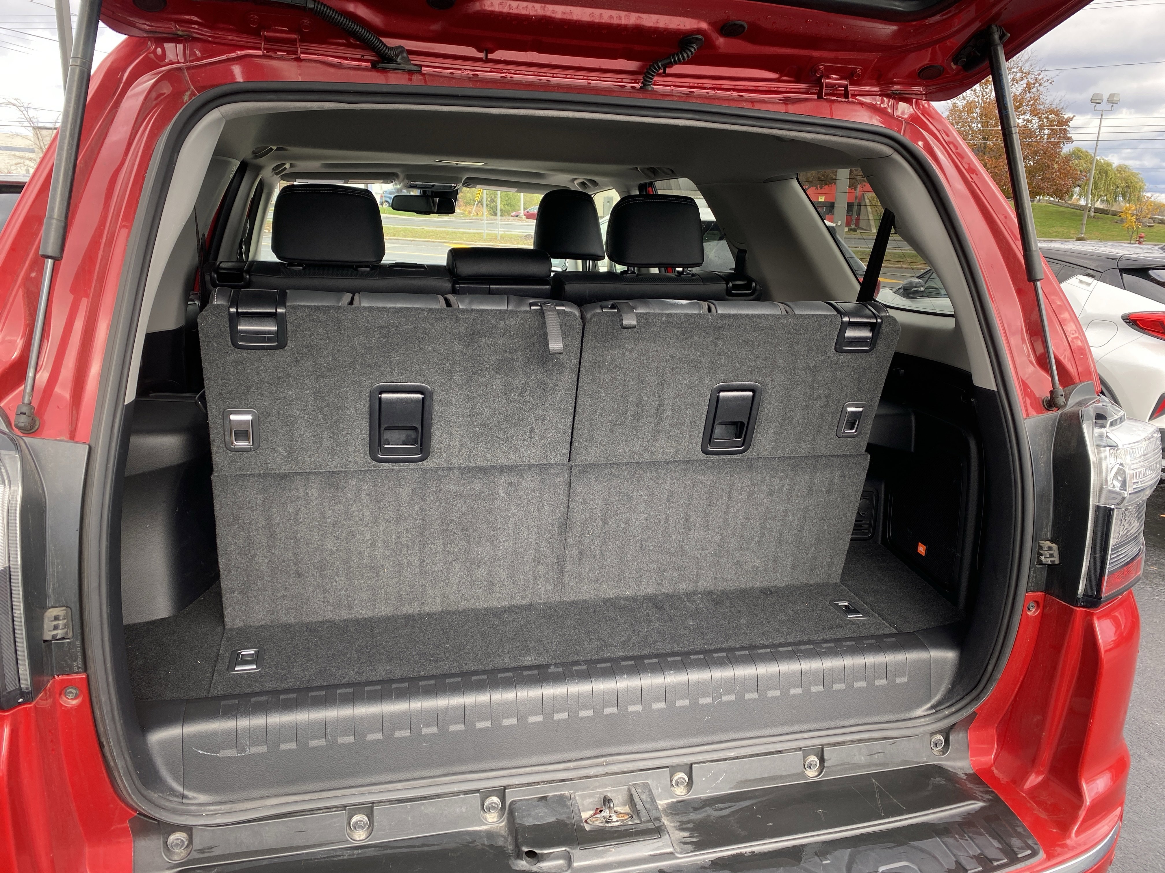 Used 2023 Toyota 4Runner Limited image 35