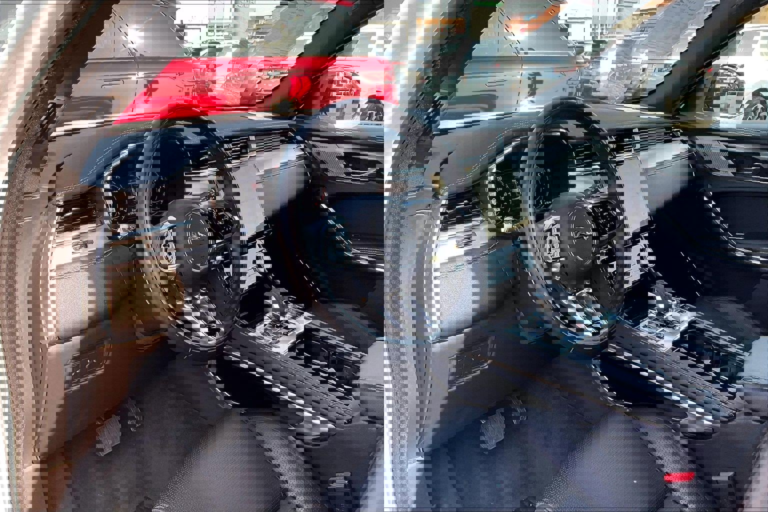 Used 2024 Jaguar F-PACE R-Dynamic S image 16