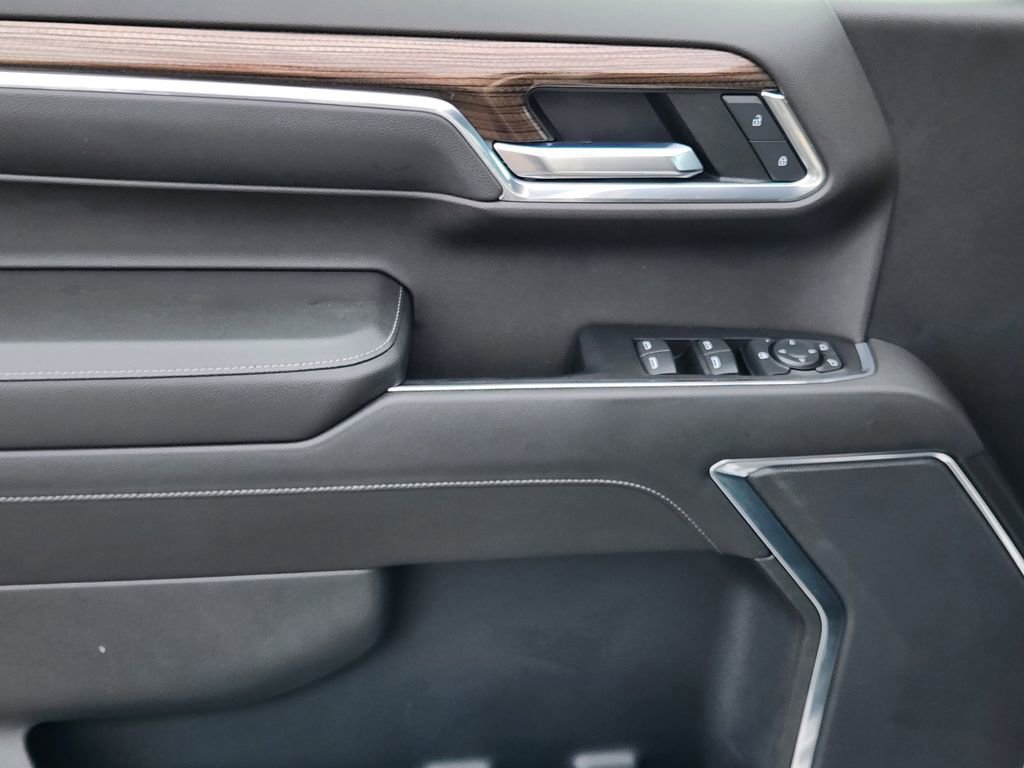 Used 2022 Chevrolet Silverado 1500 LT image 23