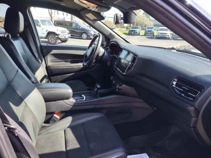 Used 2022 Dodge Durango R/T w/ Blacktop Package AWD/4WD image 2