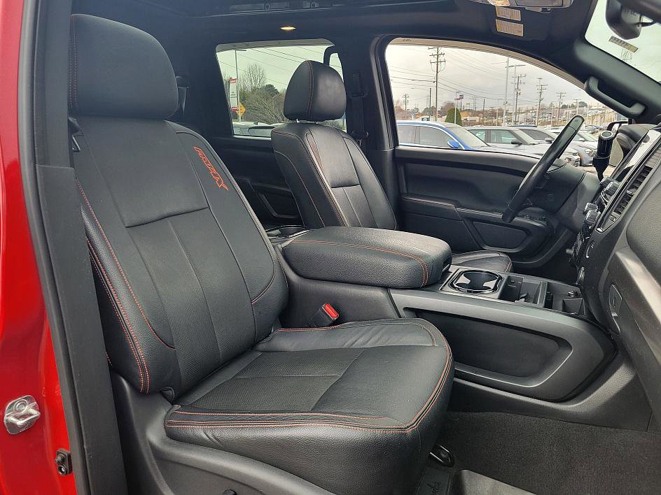 Used 2021 Nissan Titan PRO-4X w/ Pro-4x Convenience Package image 18
