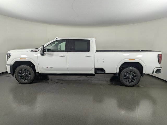 Used 2024 GMC Sierra 2500 AT4 w/ AT4 Premium Plus Package image 5