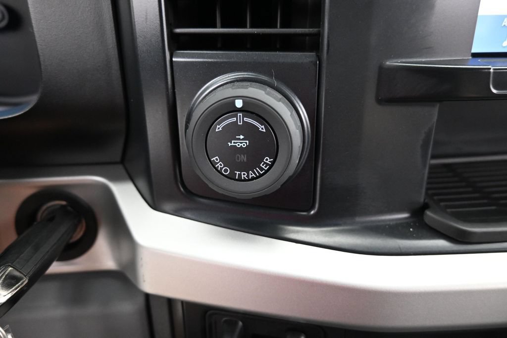 Used 2023 Ford F250 XL w/ STX Appearance Package AWD/4WD image 19