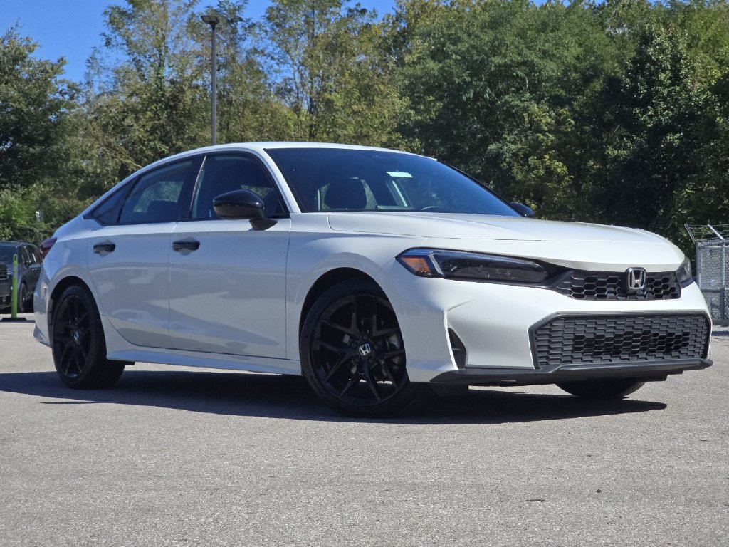 Used 2025 Honda Civic Sport image 2