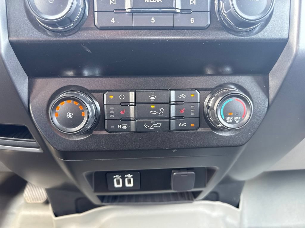Used 2019 Ford F150 XLT w/ Equipment Group 302A Luxury AWD/4WD image 16