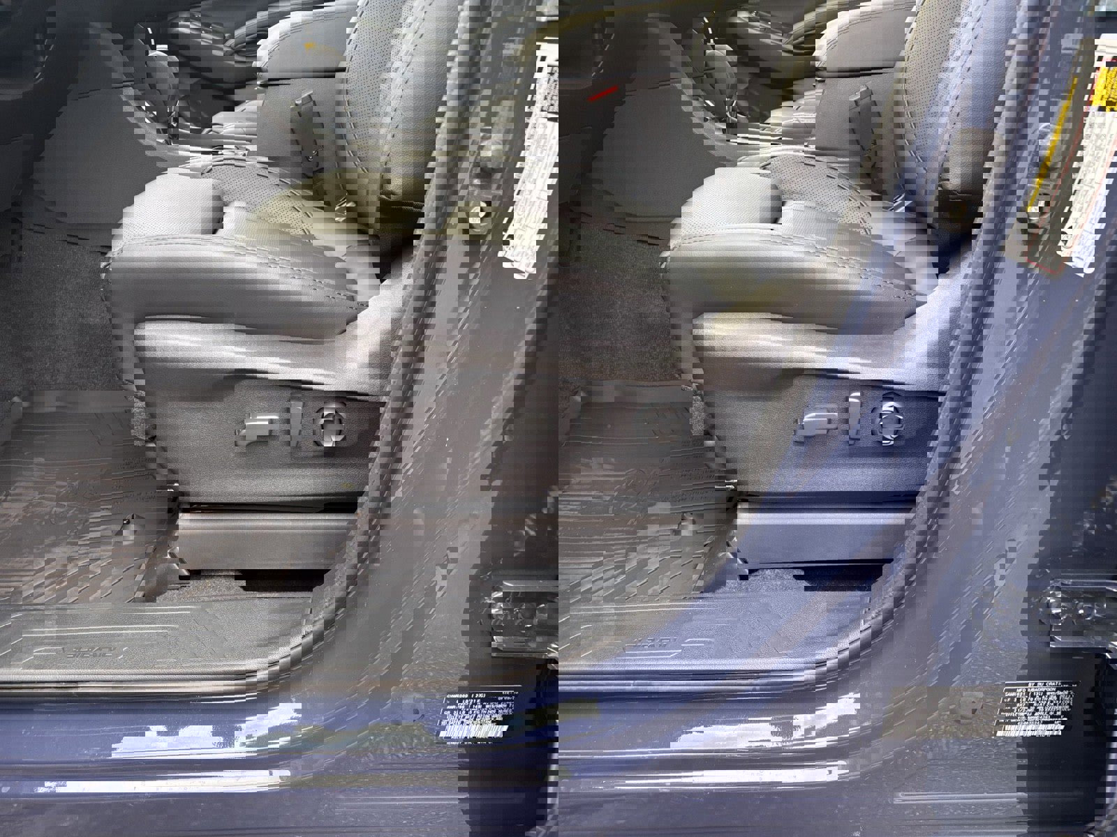 New 2025 Subaru Ascent Bronze Edition image 13