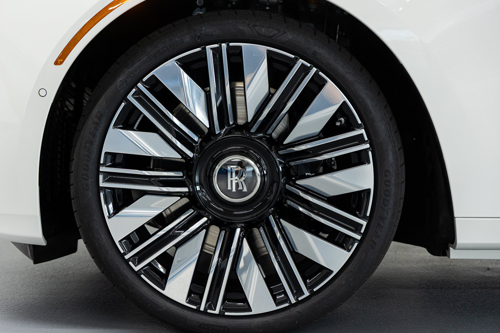 New 2027 Rolls-Royce Ghost Extended Wheelbase AWD/4WD image 23