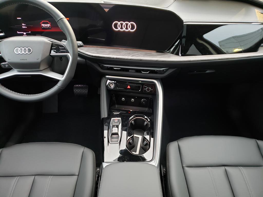 New 2025 Audi Q5 Premium Plus AWD/4WD image 9