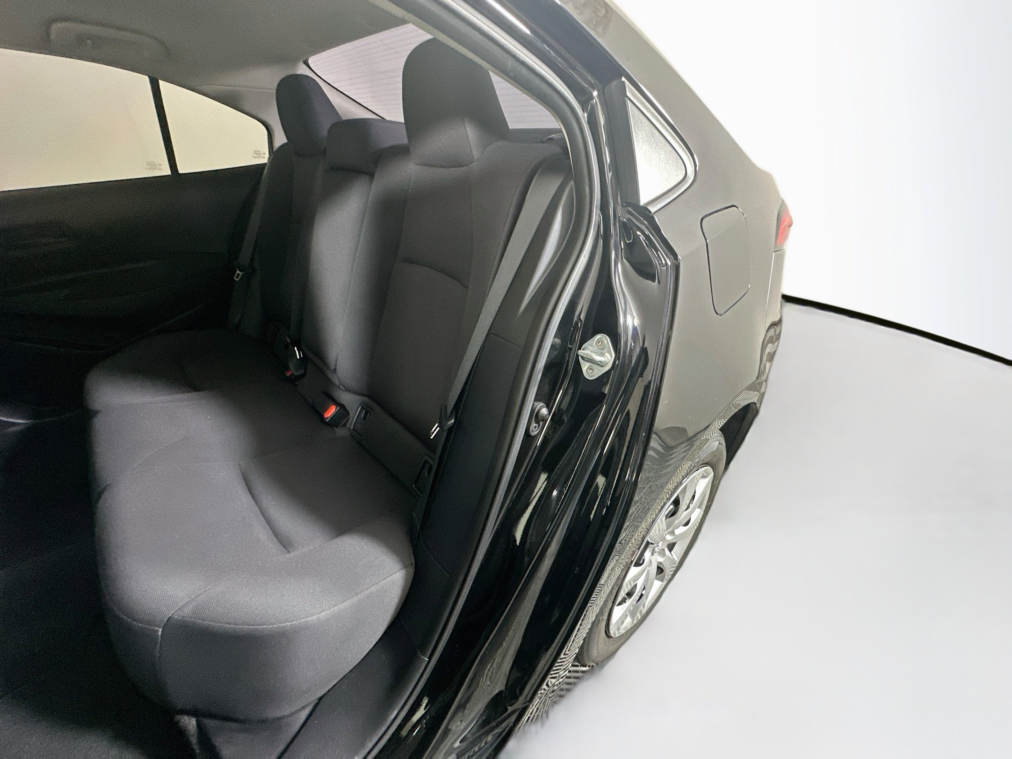 Used 2023 Toyota Corolla LE FWD image 25