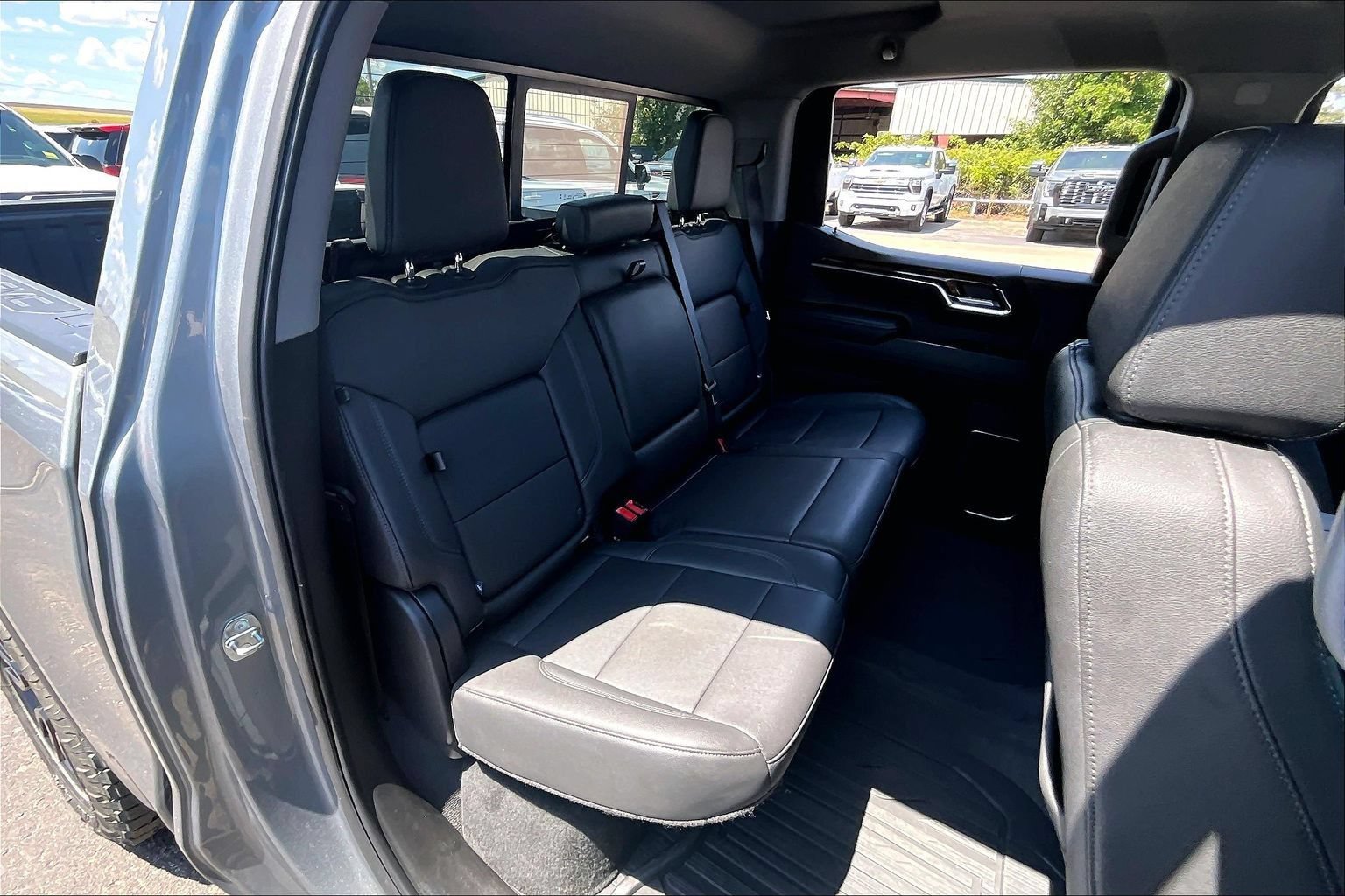 Used 2024 GMC Sierra 1500 Elevation w/ Elevation Premium Package AWD/4WD image 28