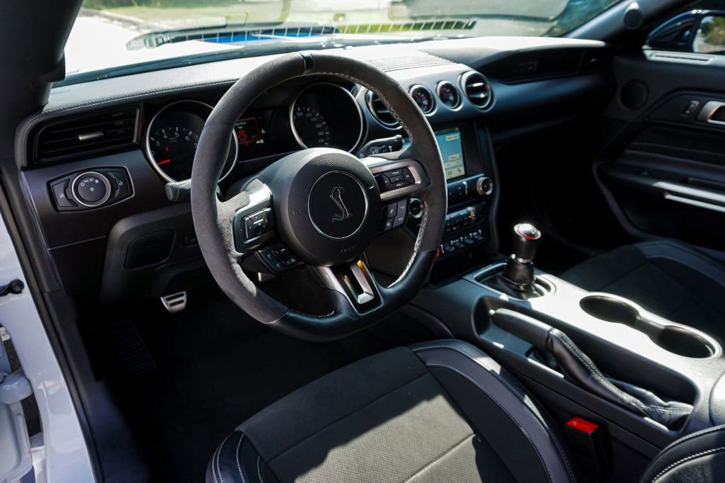 Used 2018 Ford Mustang Shelby GT350 w/ Convenience Package image 11