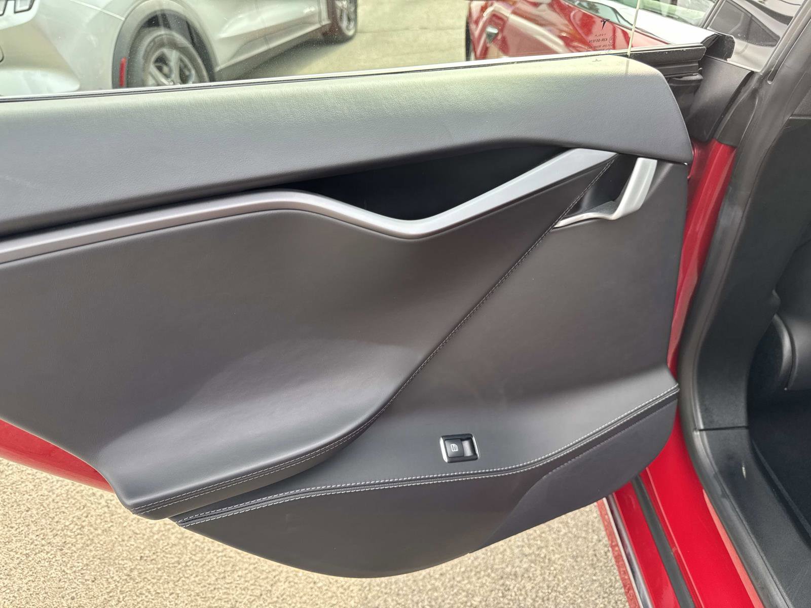 Used 2018 Tesla Model S 75D AWD/4WD image 9