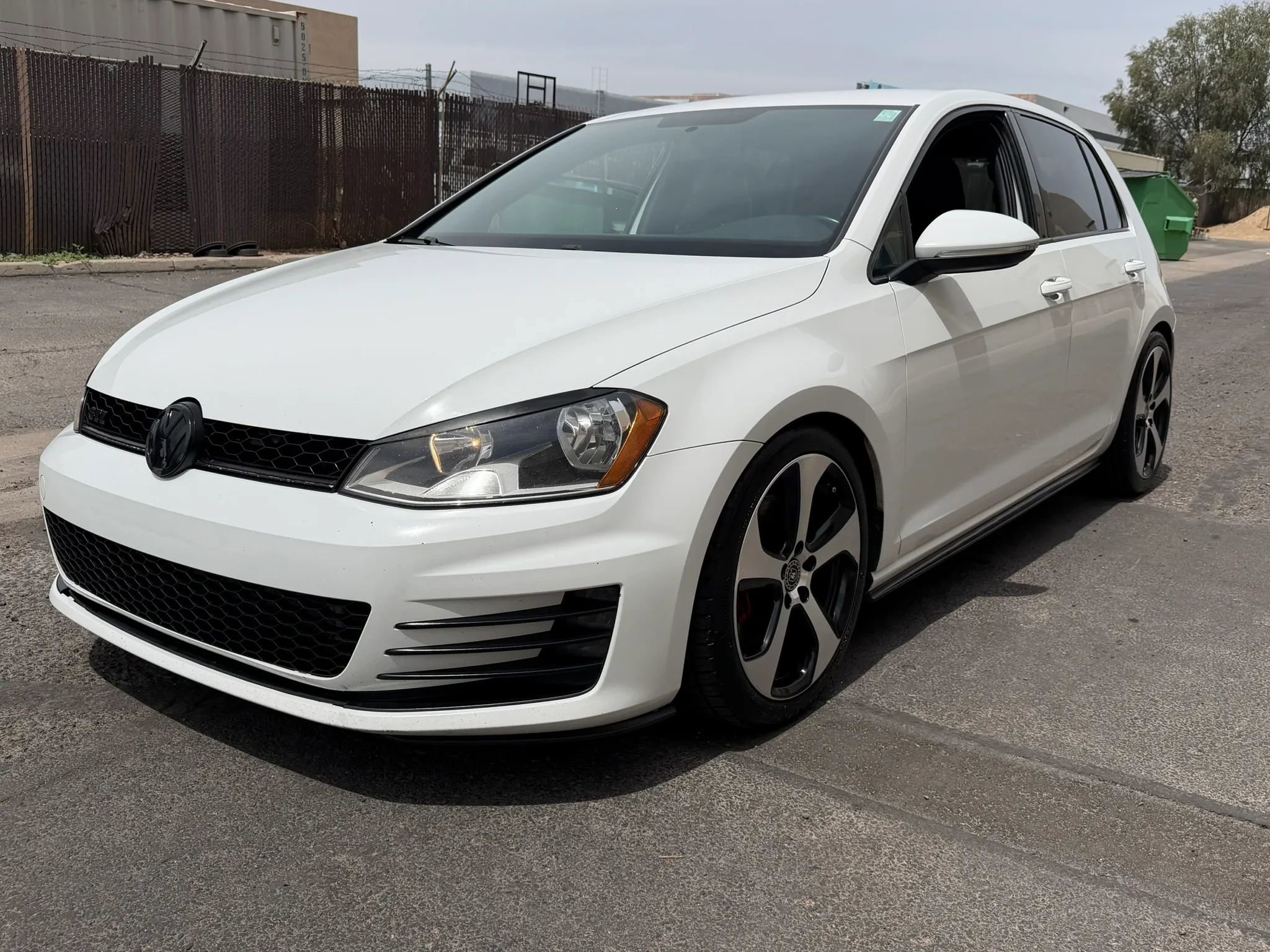 Used 2017 Volkswagen GTI S FWD image 5