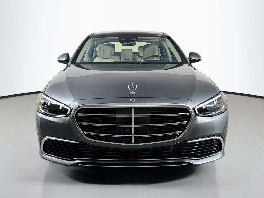 Used 2024 Mercedes-Benz S 580 4MATIC Sedan image 2