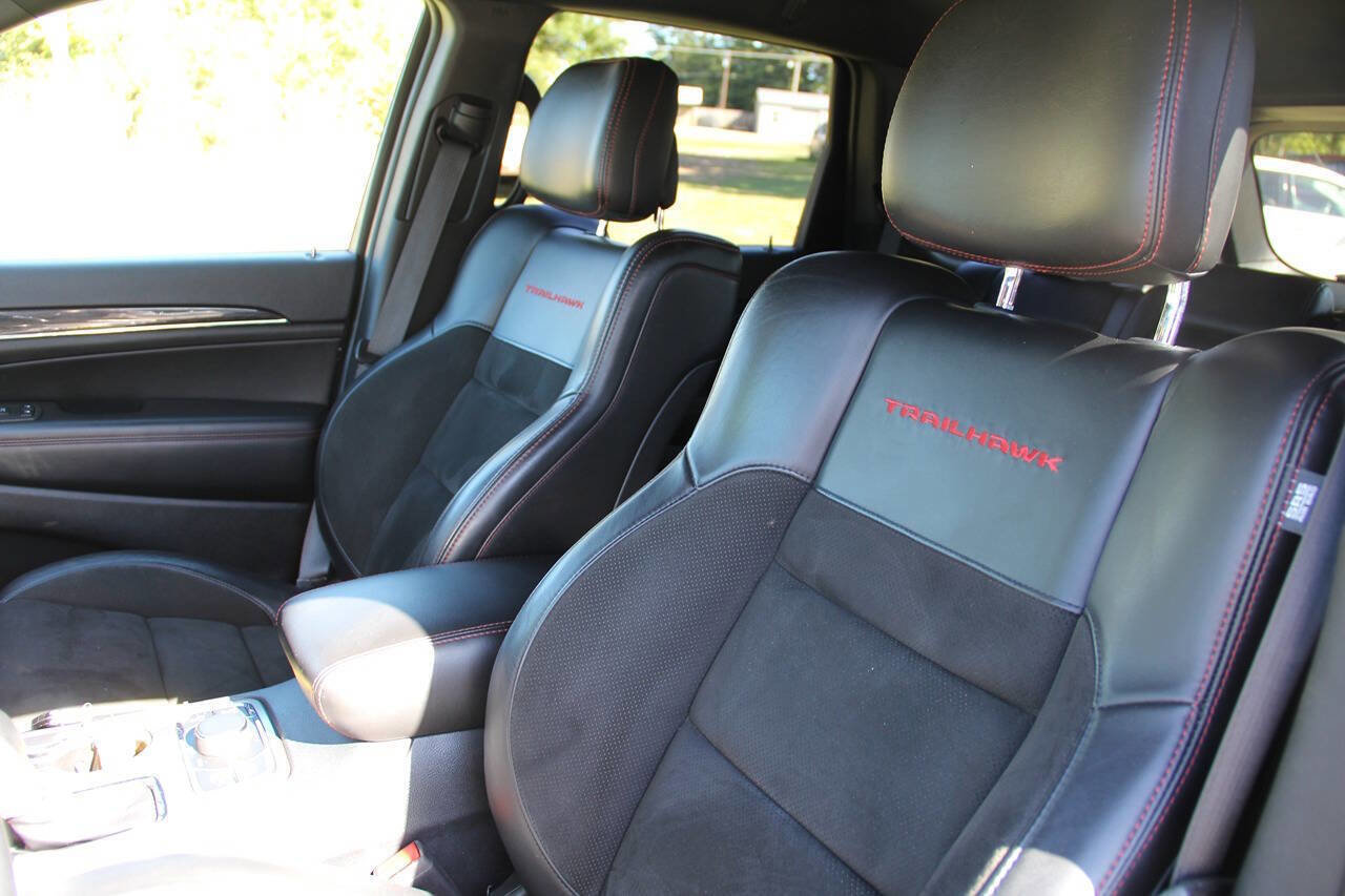 Used 2019 Jeep Grand Cherokee Trailhawk image 24
