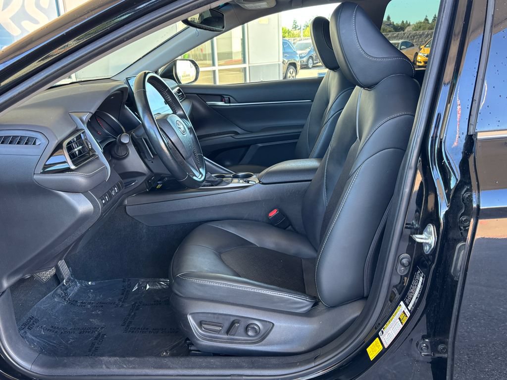 Used 2023 Toyota Camry XSE FWD image 23