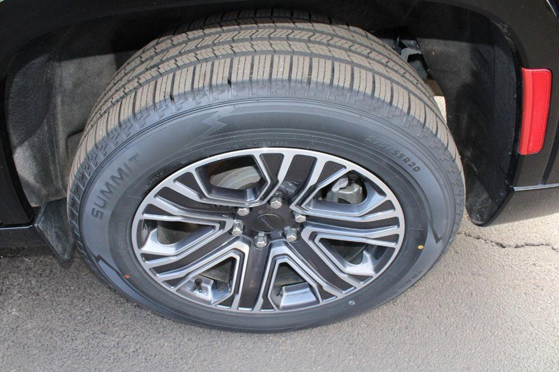 Used 2024 Jeep Wagoneer L Series II w/ Flexible Seating Group image 8