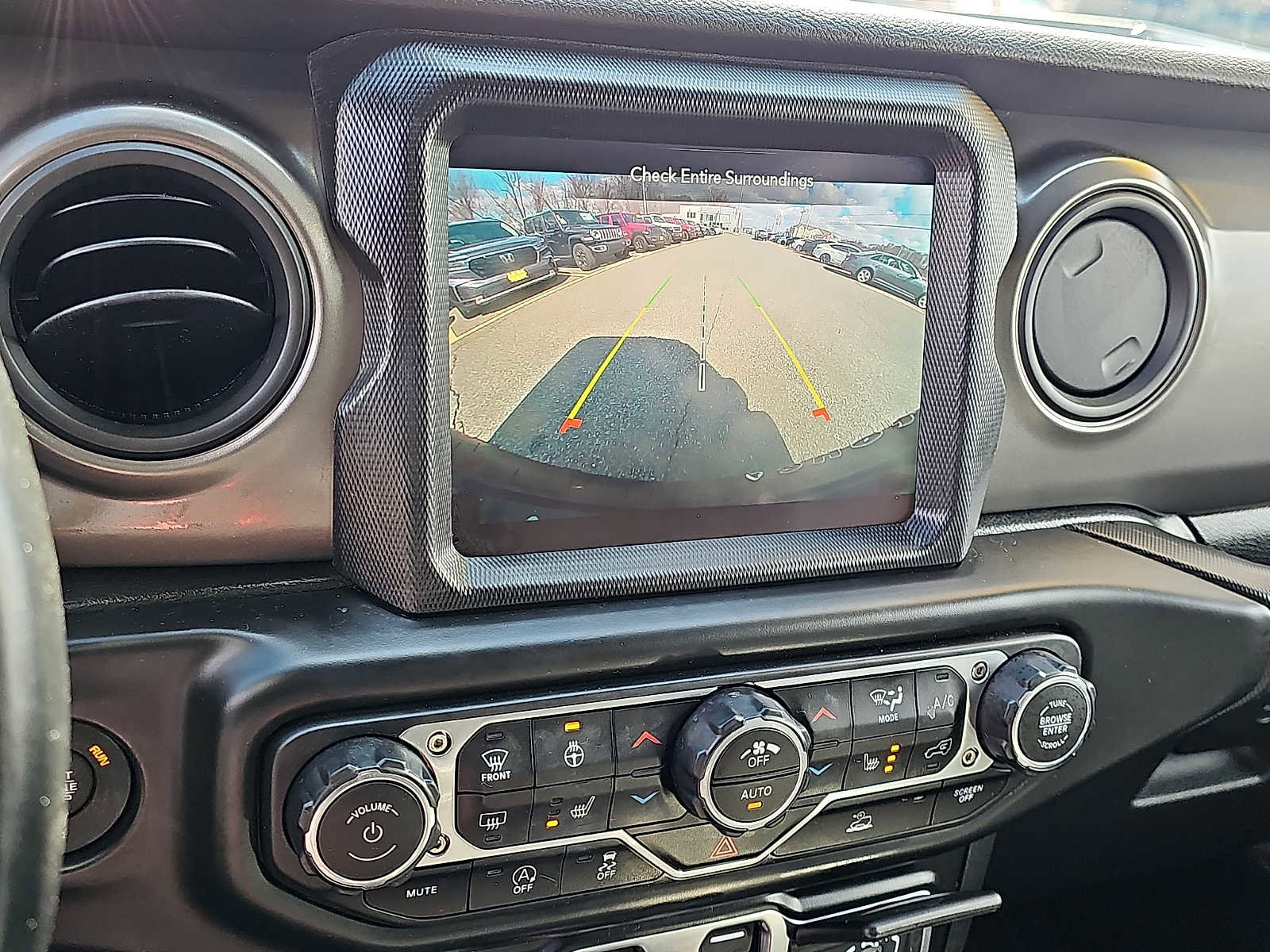 Used 2022 Jeep Wrangler Unlimited Sport image 19