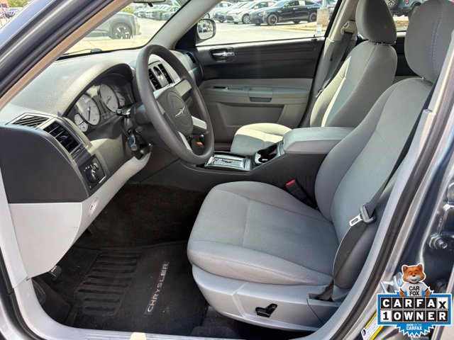 Used 2007 Chrysler 300 RWD image 12
