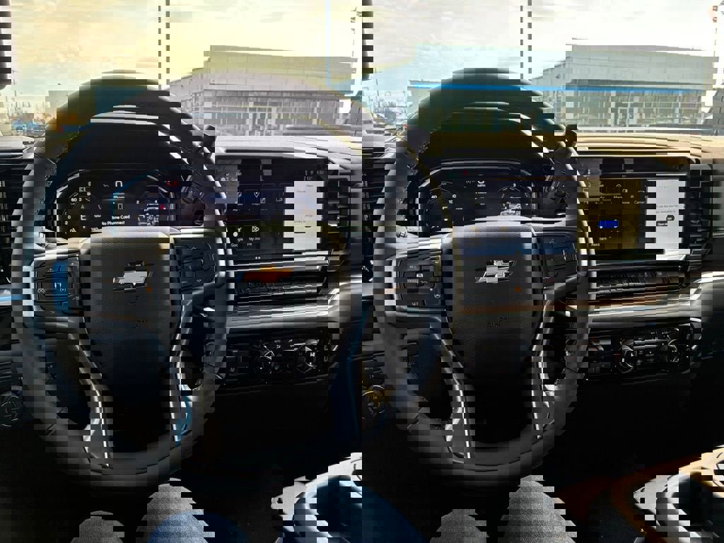 New 2026 Chevrolet Silverado 1500 LT image 18