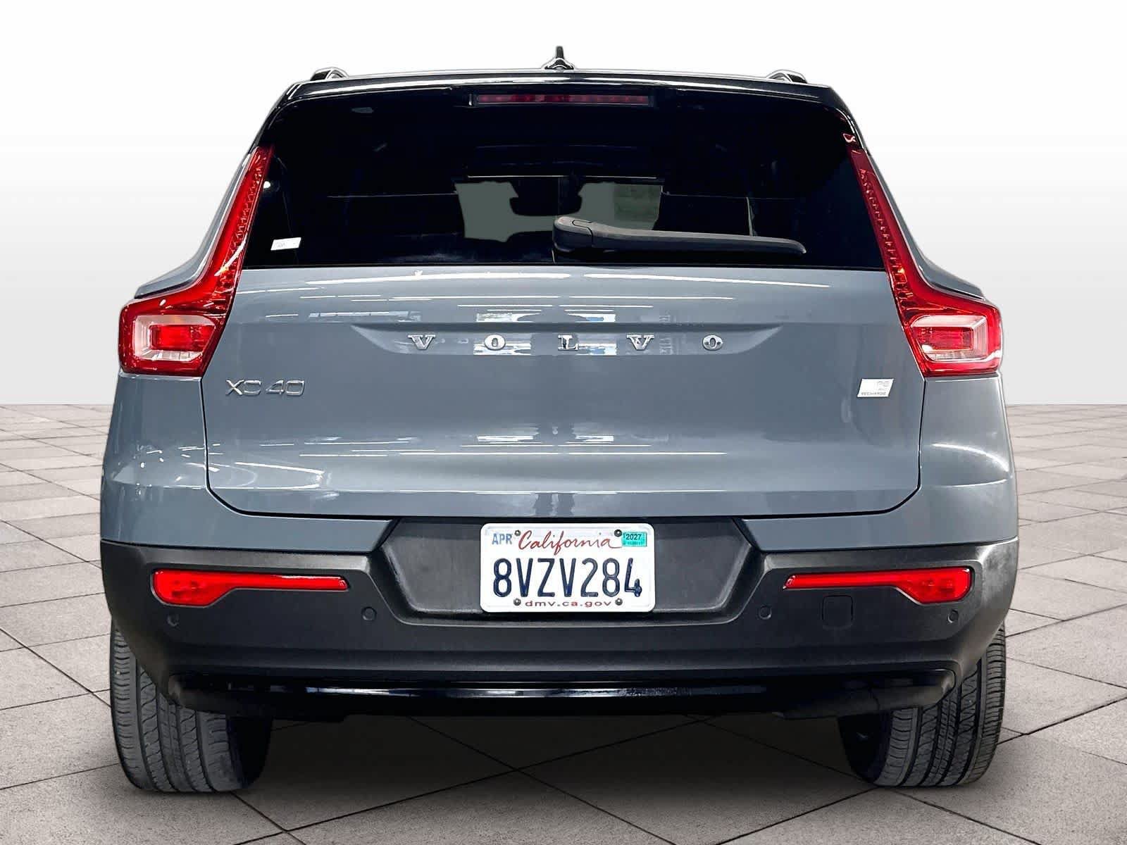 Used 2021 Volvo XC40 P8 Recharge w/ Advanced Package AWD/4WD image 8