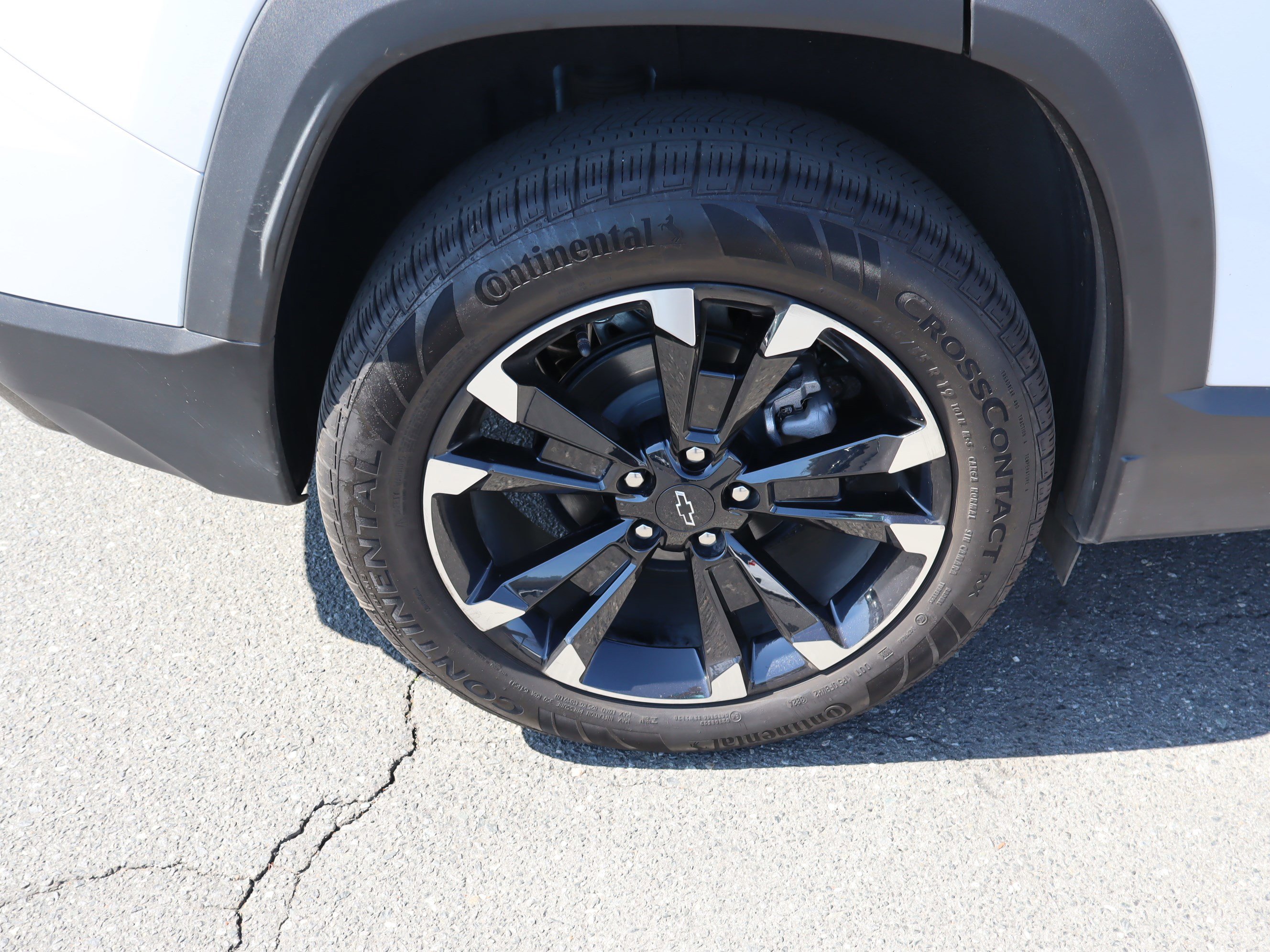 Used 2025 Chevrolet Equinox RS w/ Safety and Technology Package image 39