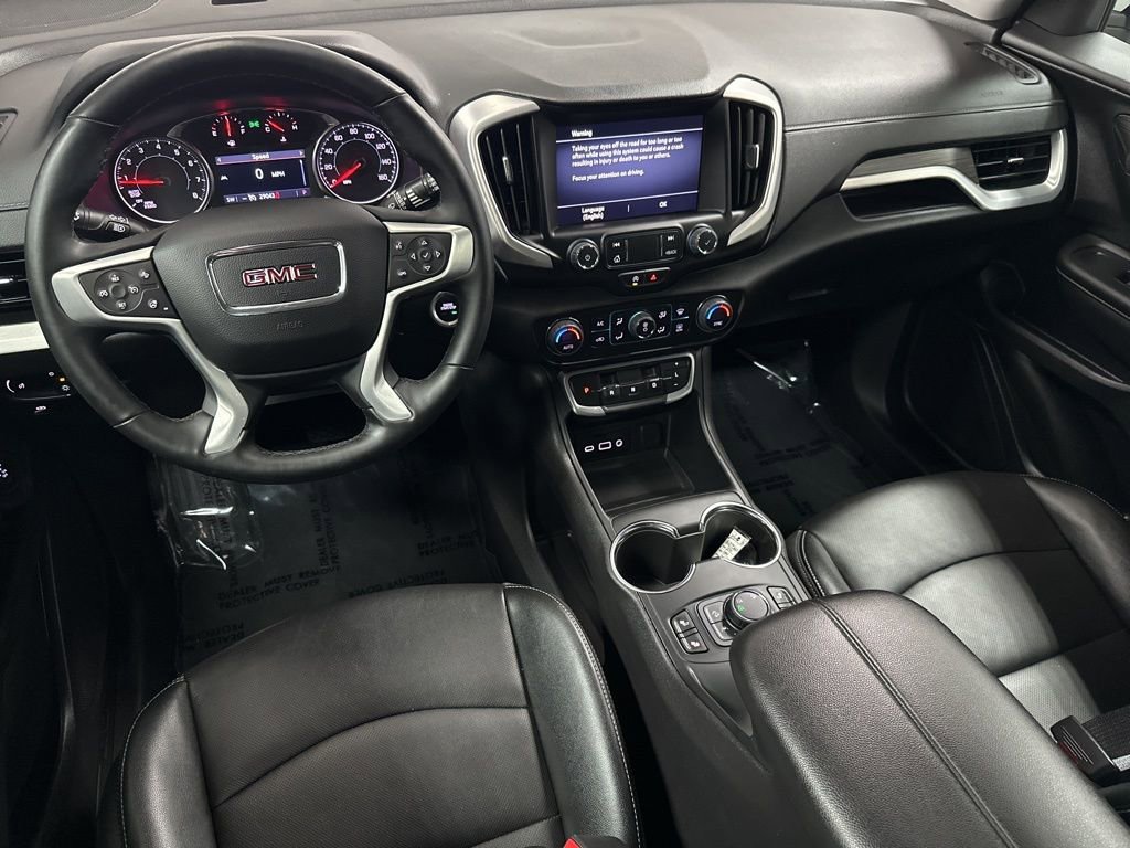 Used 2024 GMC Terrain SLT image 13
