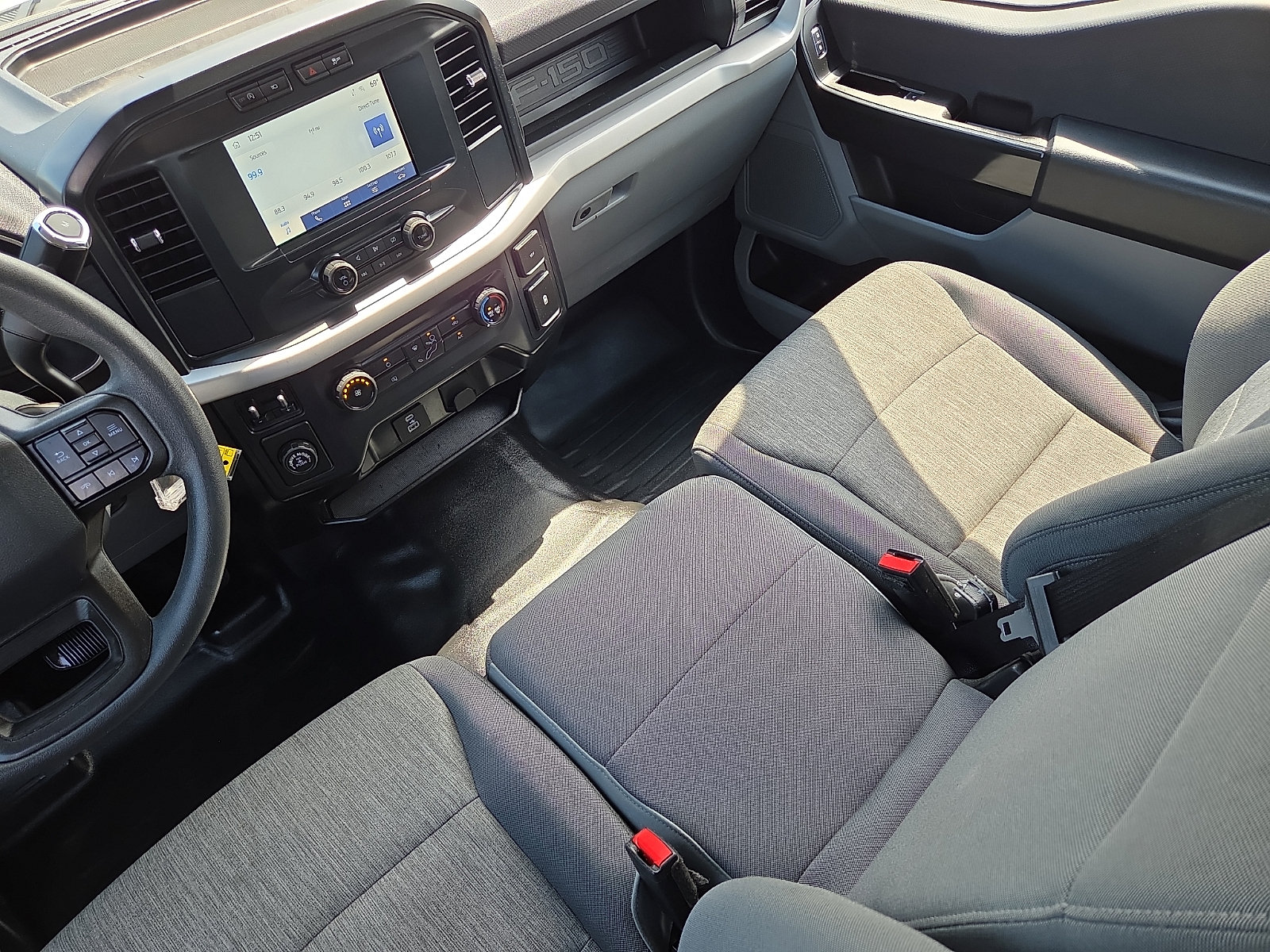Used 2022 Ford F150 XL w/ Equipment Group 101A High RWD image 11