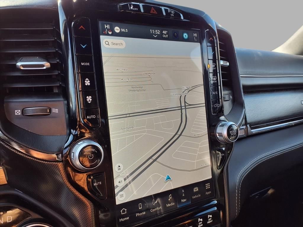 Used 2024 RAM 1500 Limited image 7