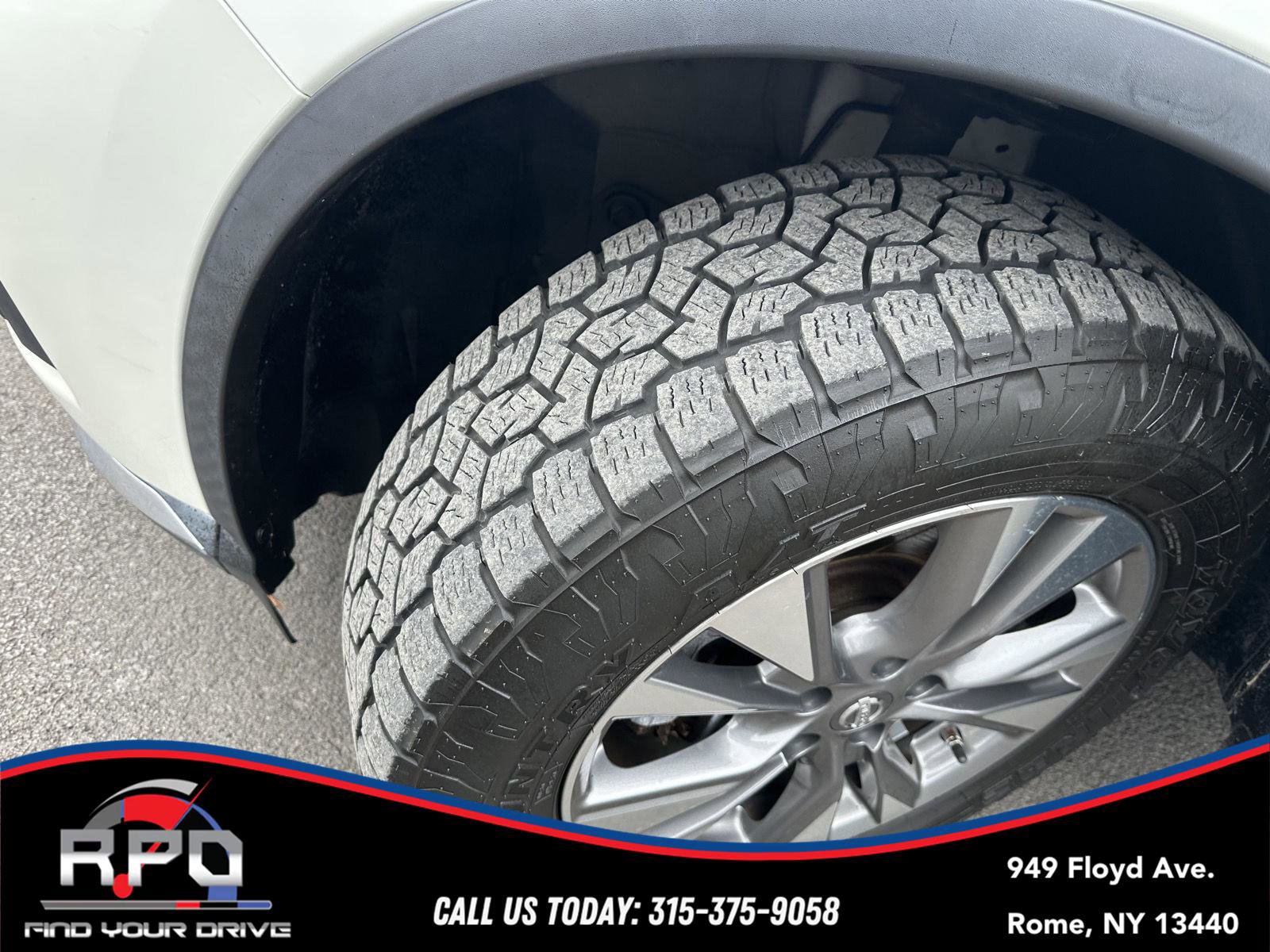 Used 2017 Nissan Murano SV image 13