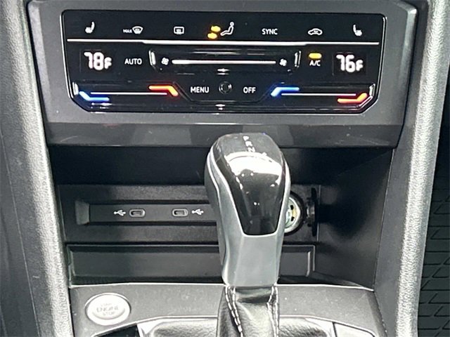 Used 2023 Volkswagen Tiguan SE R-Line image 26