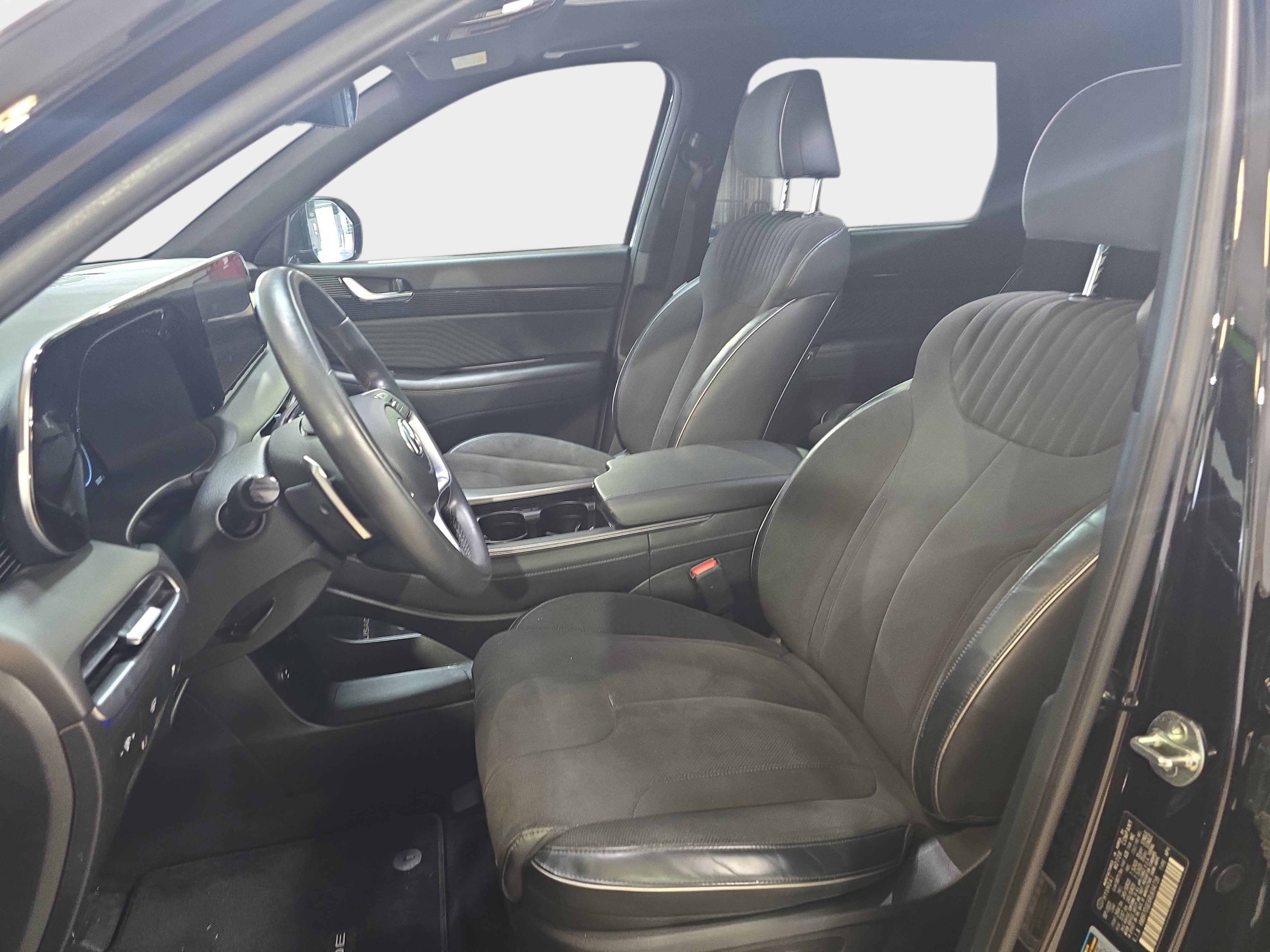 Used 2024 Hyundai Palisade Calligraphy AWD/4WD image 12