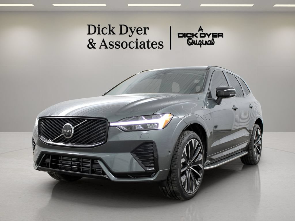 Certified 2026 Volvo XC60 T8 Ultra w/ Protection Package Premier AWD/4WD image 5
