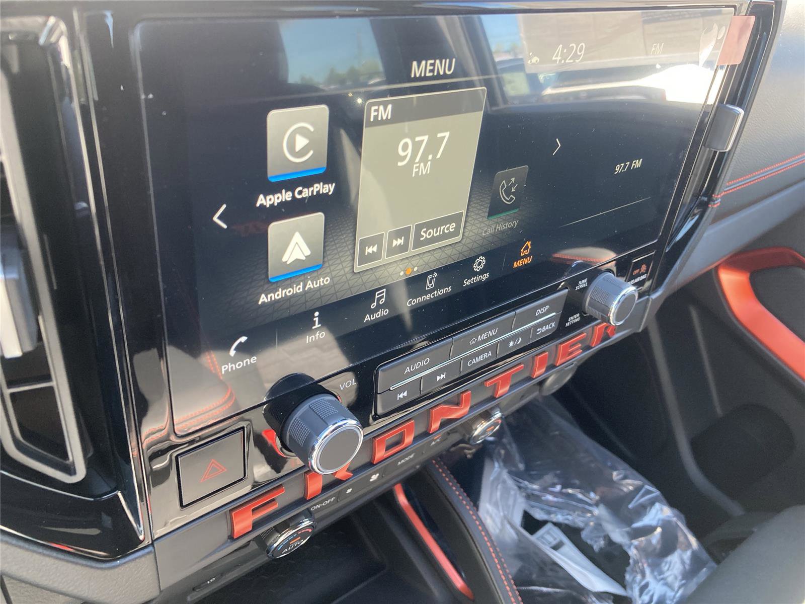 New 2026 Nissan Frontier PRO-4X w/ Pro-4x Convenience Package image 14