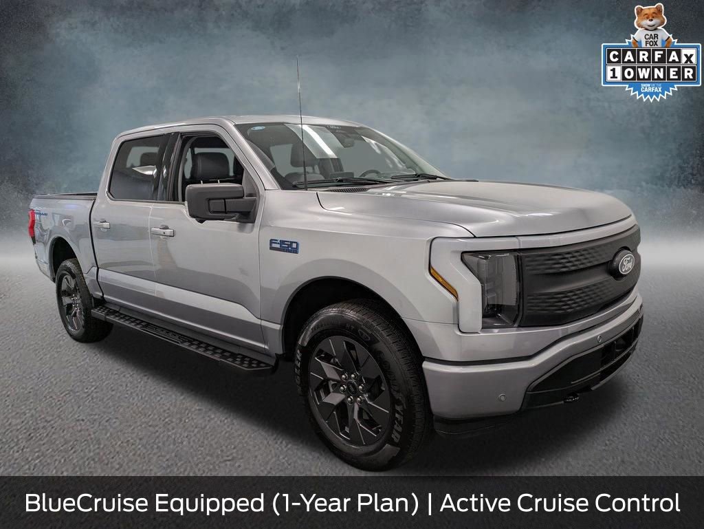 Used 2025 Ford F150 Lightning Flash image 3