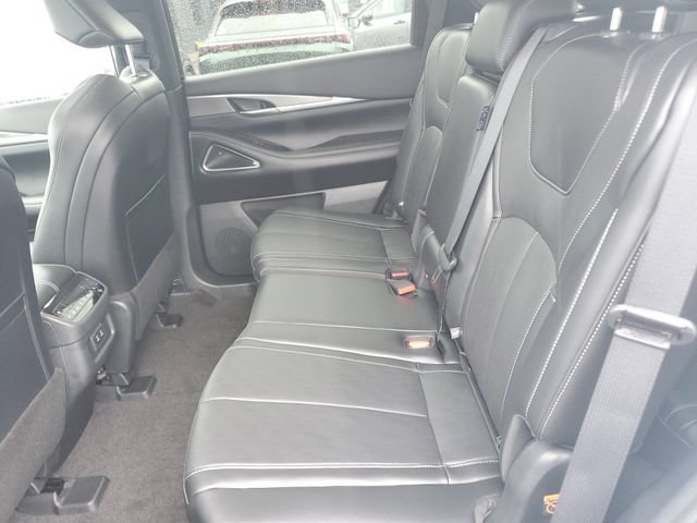 New 2027 INFINITI QX60 Luxe w/ Cargo Package AWD/4WD image 17