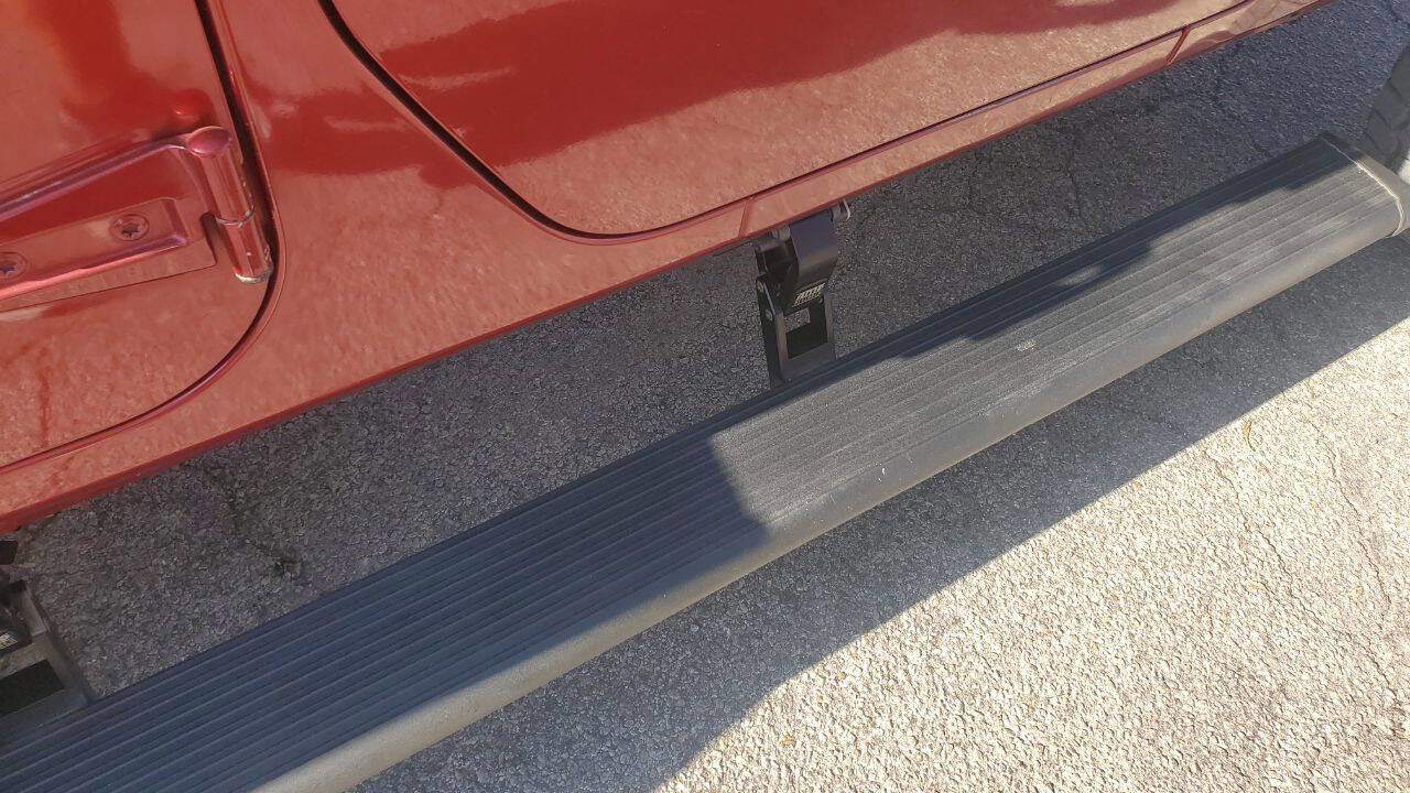 Used 2012 Jeep Wrangler Unlimited Sport image 26