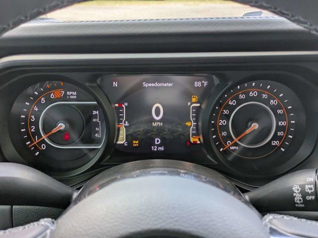 New 2026 Jeep Wrangler Unlimited Sahara AWD/4WD image 27