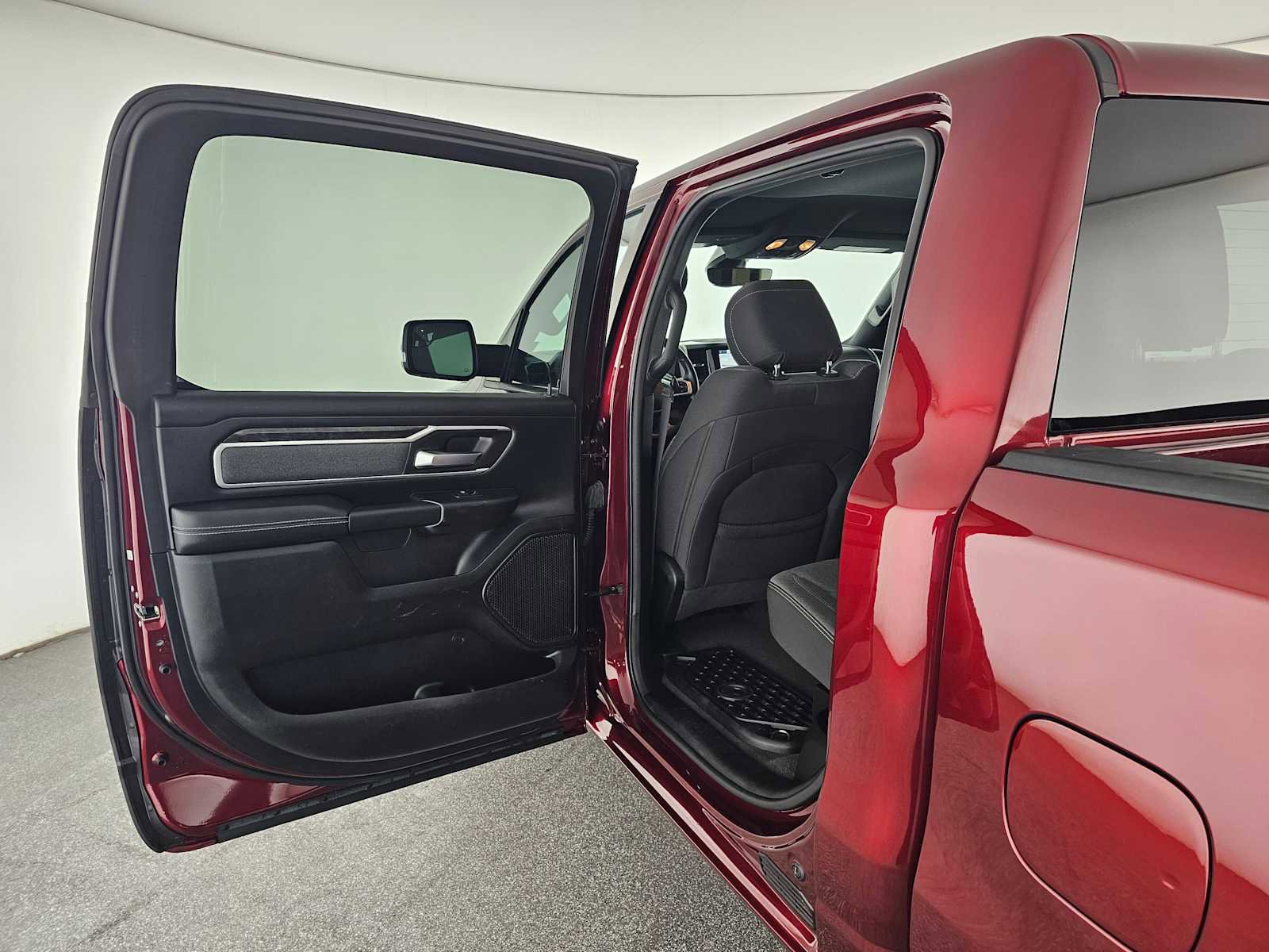 Used 2022 RAM 1500 Big Horn AWD/4WD image 15