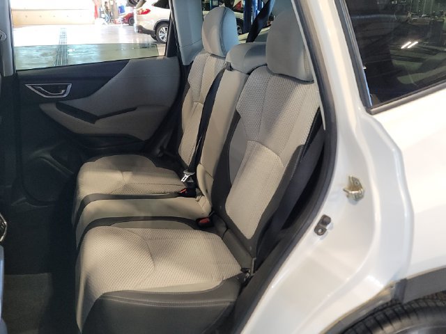 Used 2021 Subaru Forester Premium AWD/4WD image 7