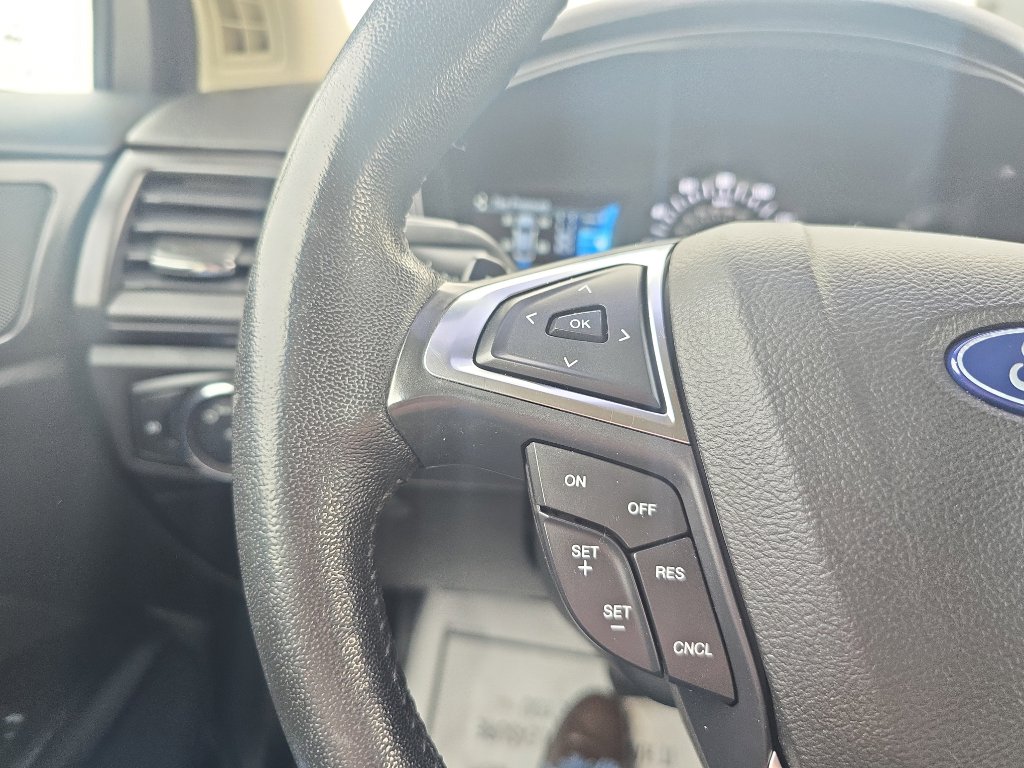 Used 2018 Ford Fusion SE image 20