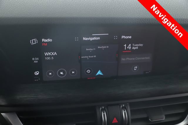 Used 2024 Alfa Romeo Stelvio Sprint AWD/4WD image 5