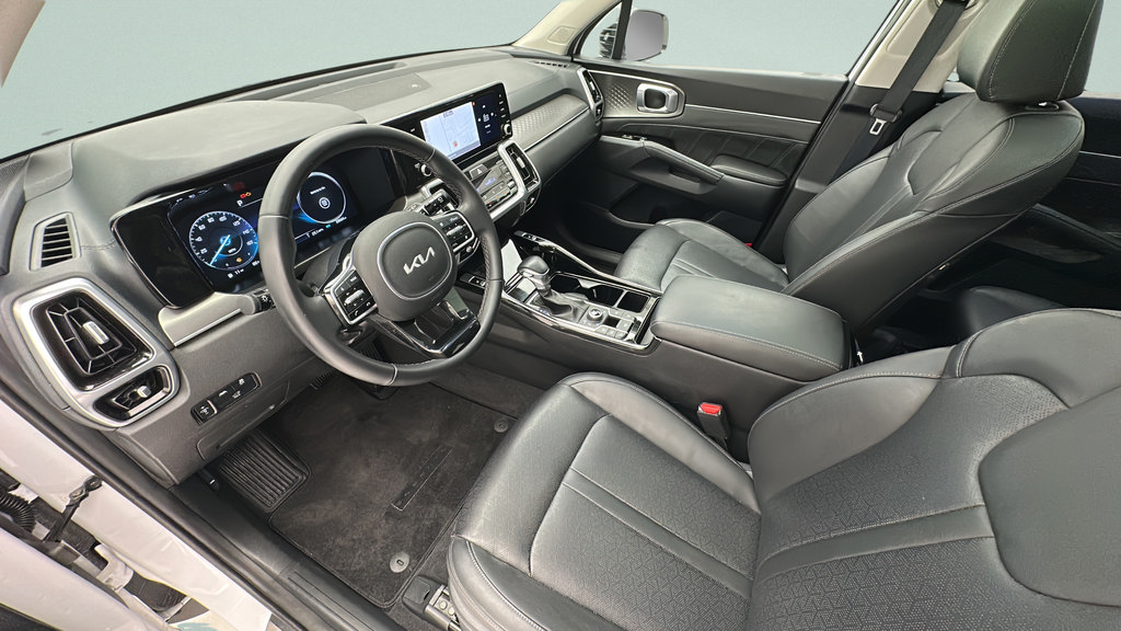 Used 2023 Kia Sorento SX AWD/4WD image 12