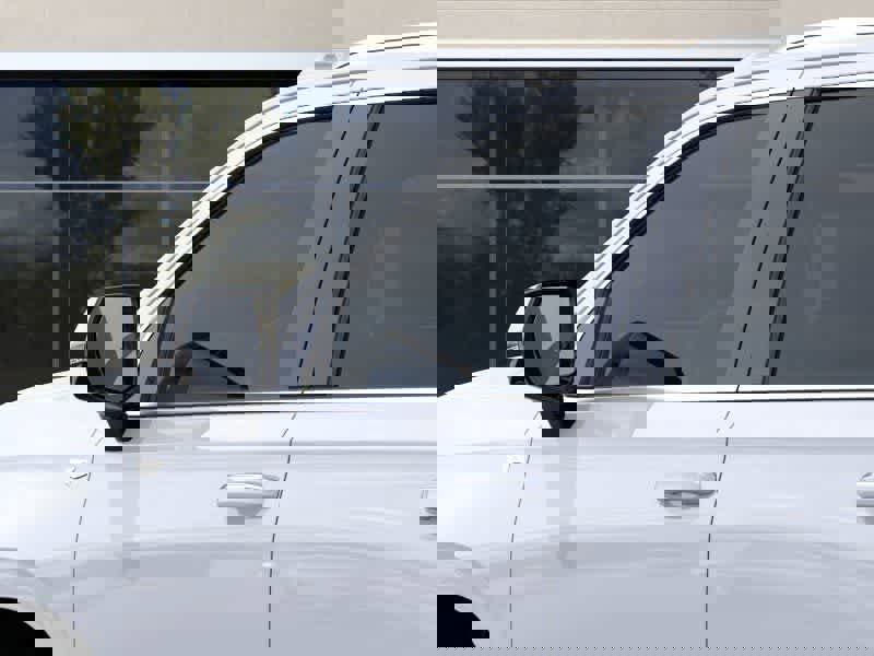 New 2026 Cadillac Escalade Luxury image 12