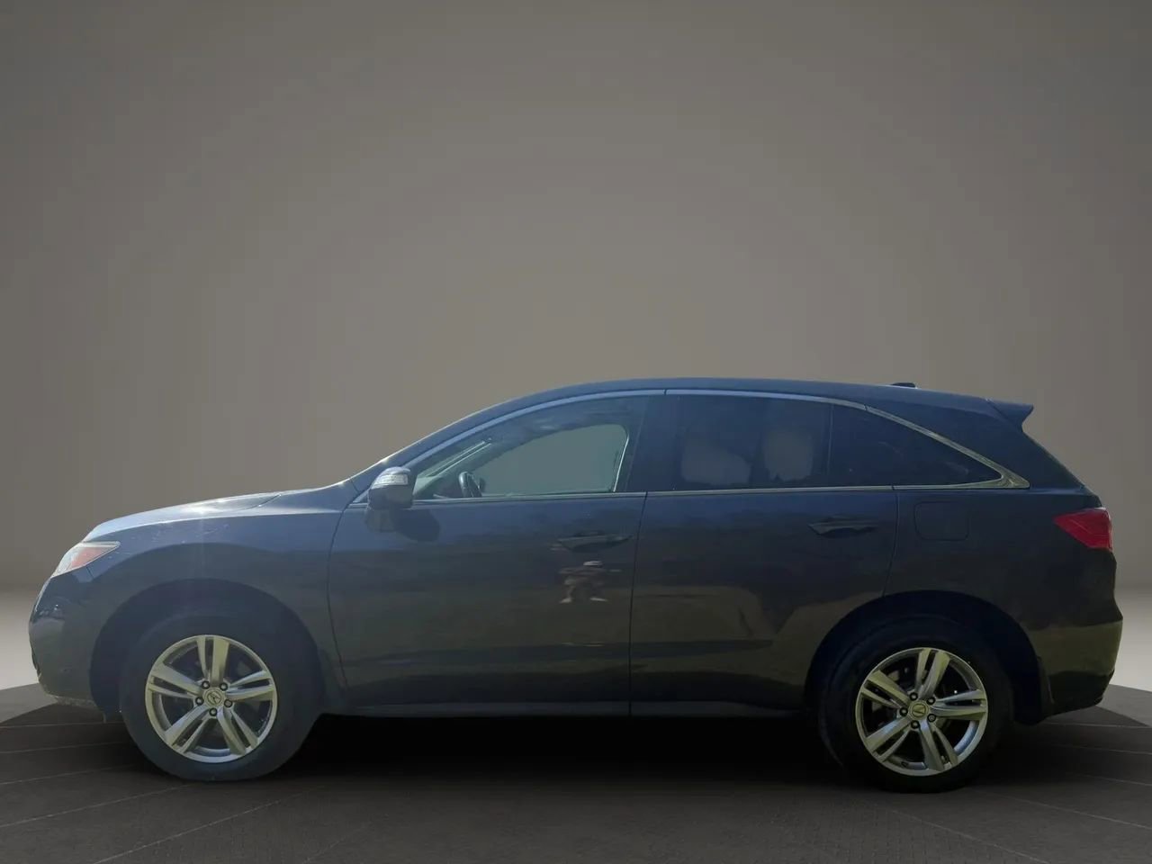 Used 2014 Acura RDX FWD image 2